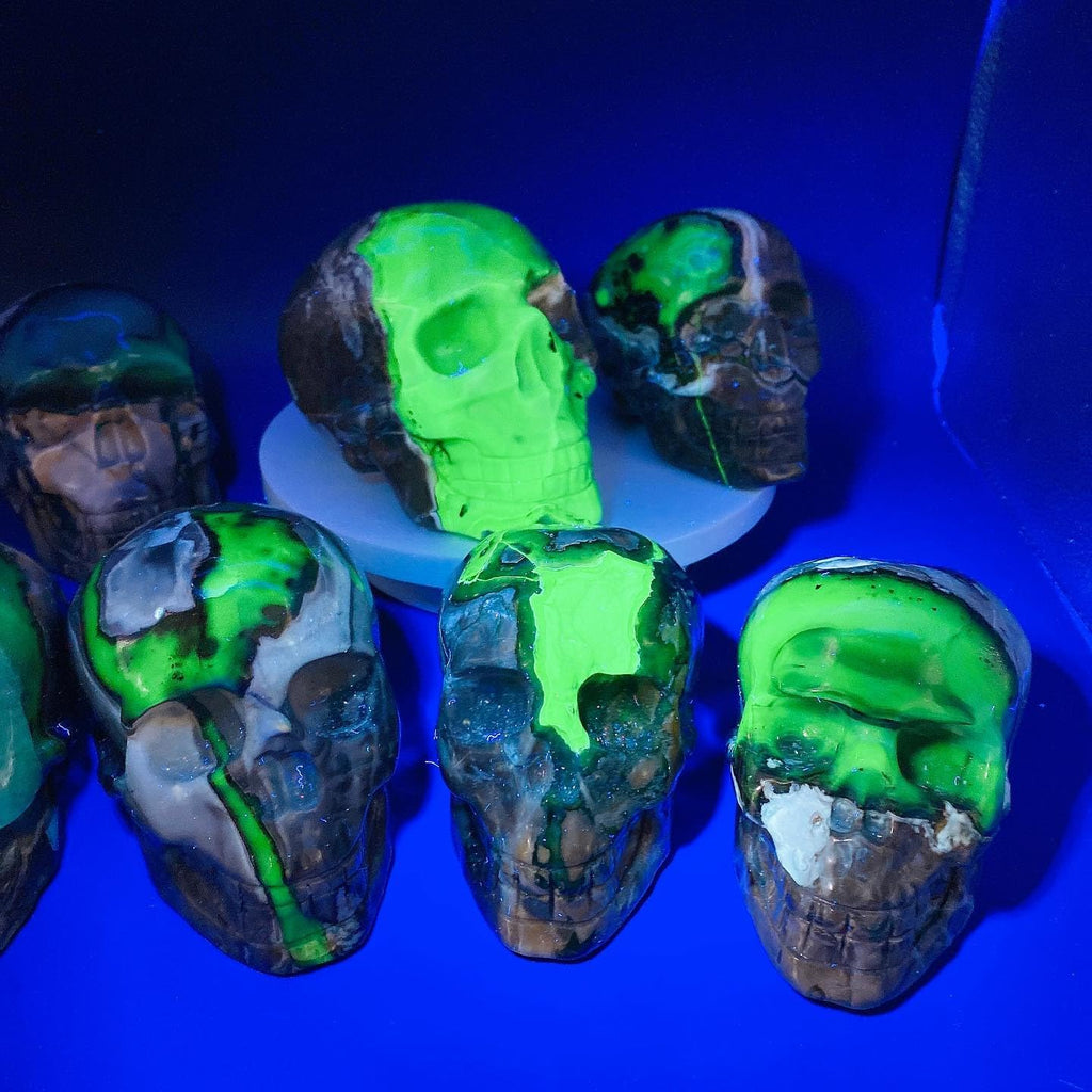 4.5"Volcanic Agate Skull Carving Mystic Statue