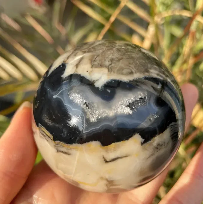 3" Nature Druzy Volcano Sphere – UV Reactive