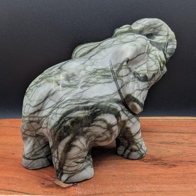 4.5" Nephrite jade elephant