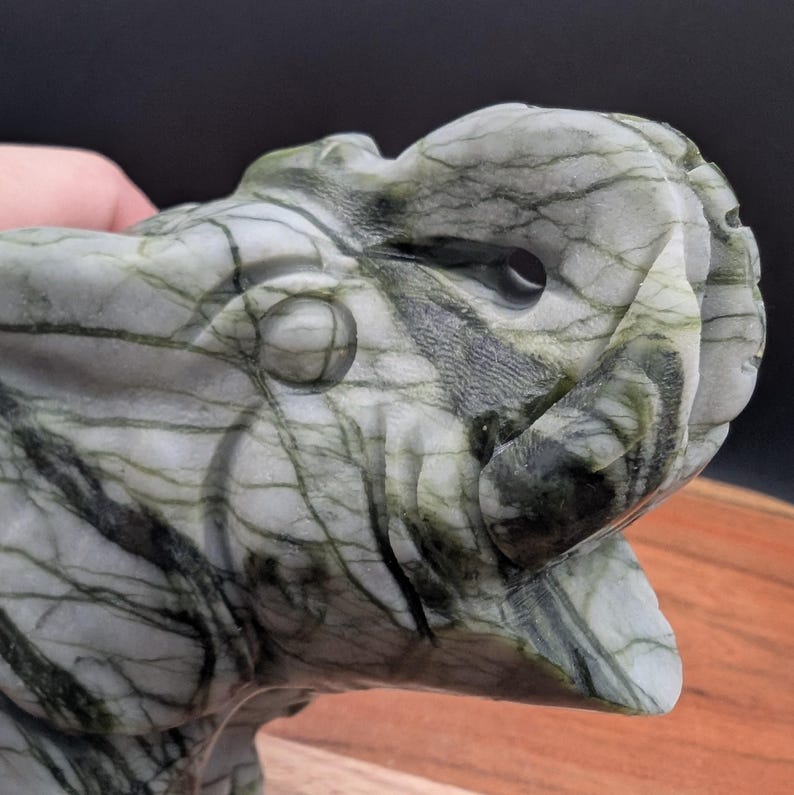 4.5" Nephrite jade elephant